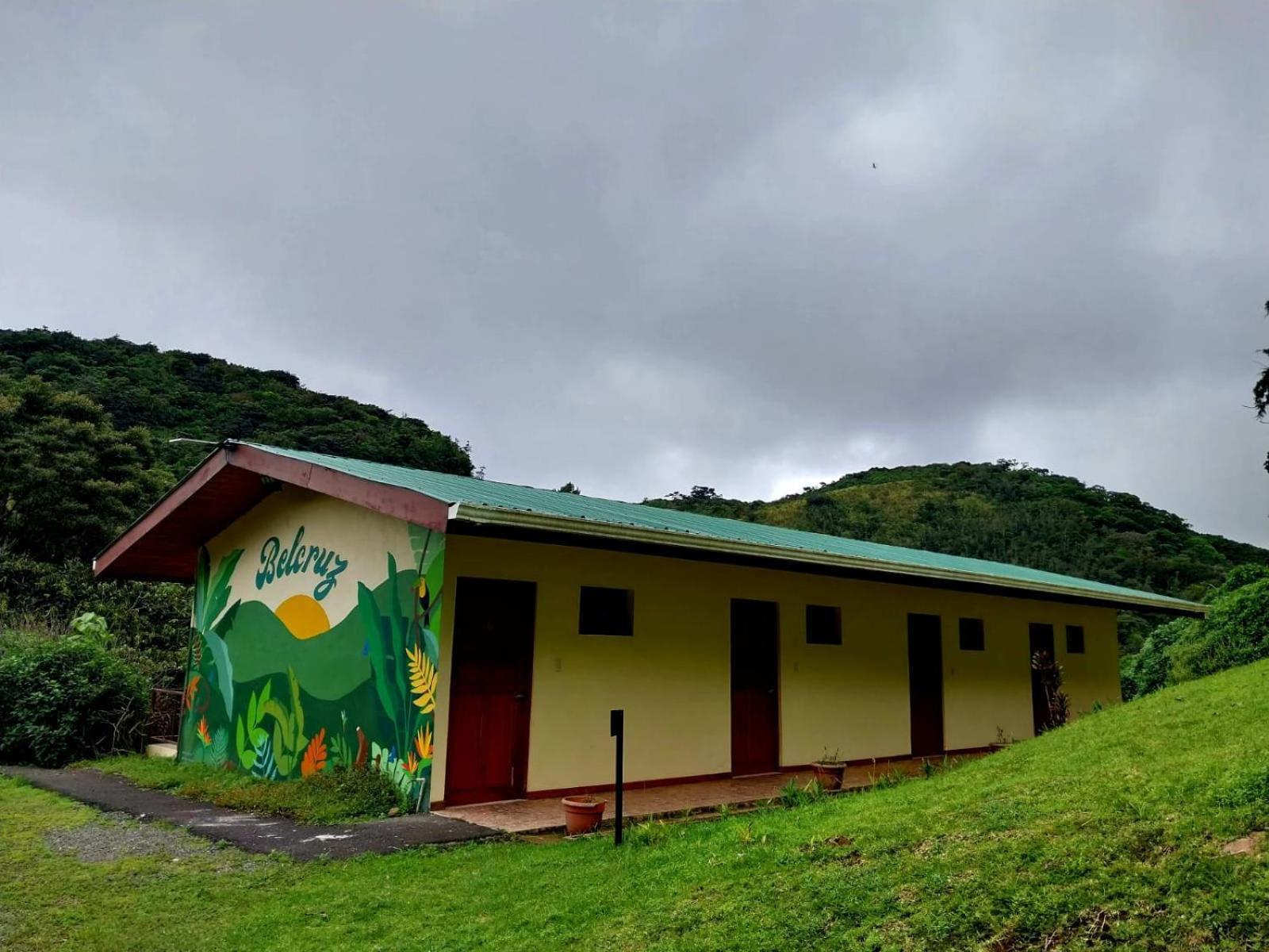 Belcruz Family Lodge Monteverde Exterior foto